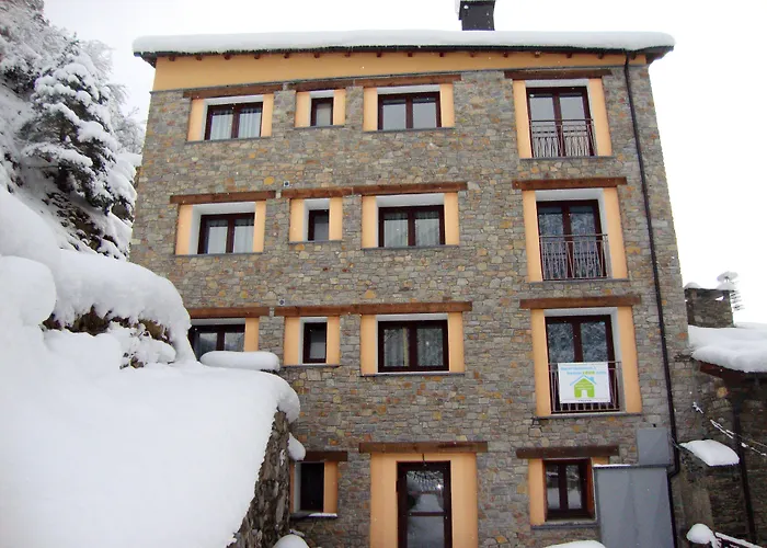 Apartamentos Arinsal 3000